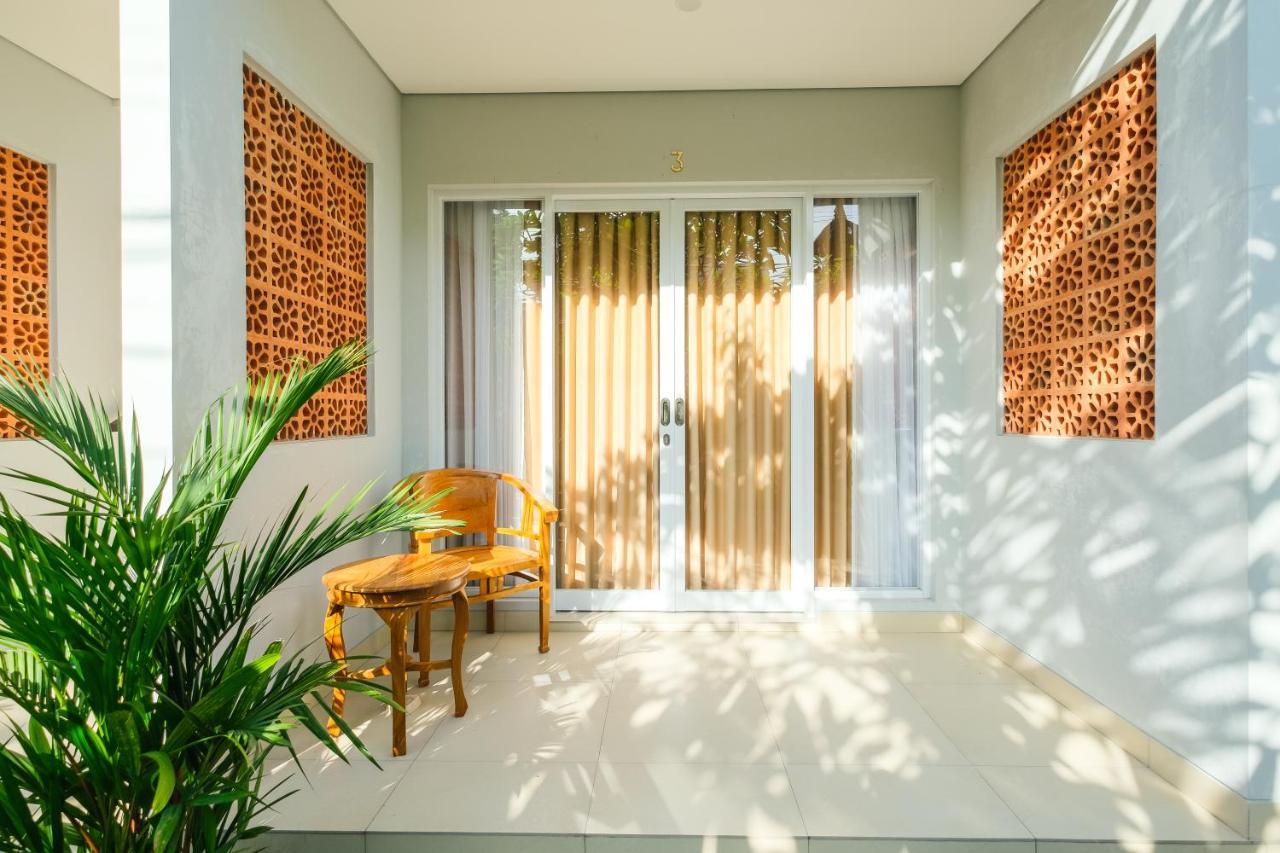 Dharma Guest House Seminyak Redpartner Exterior photo