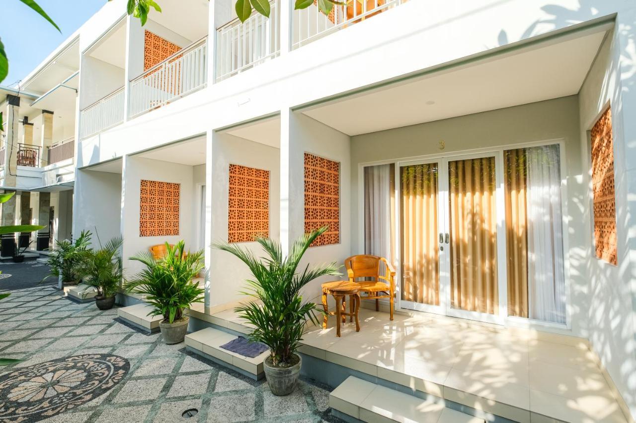 Dharma Guest House Seminyak Redpartner Exterior photo