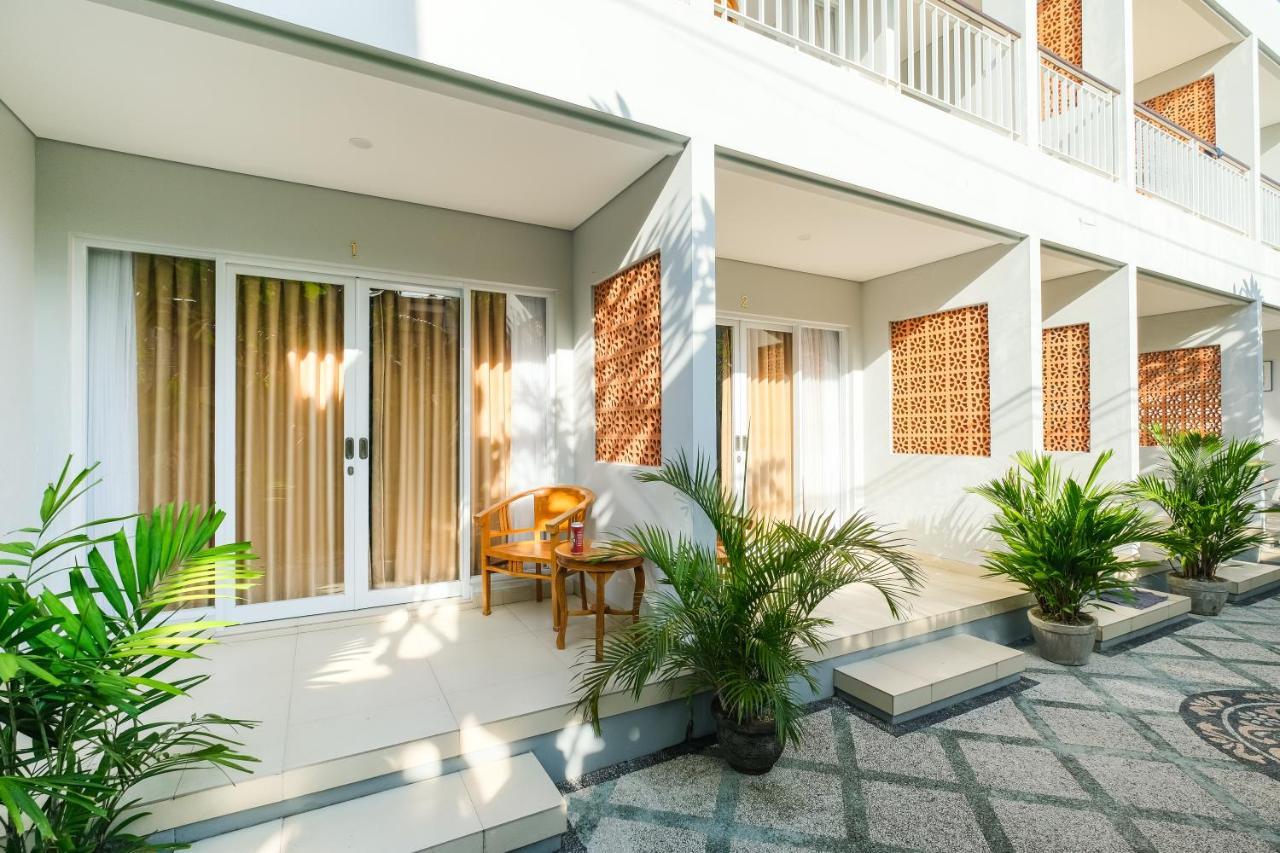 Dharma Guest House Seminyak Redpartner Exterior photo